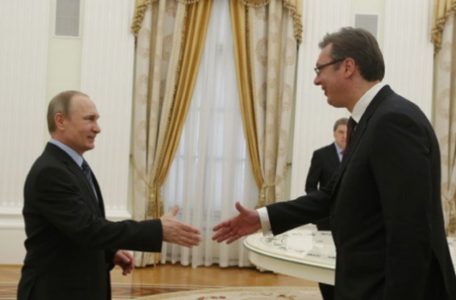 Aleksandar Vucic i Vladimir Putin-s