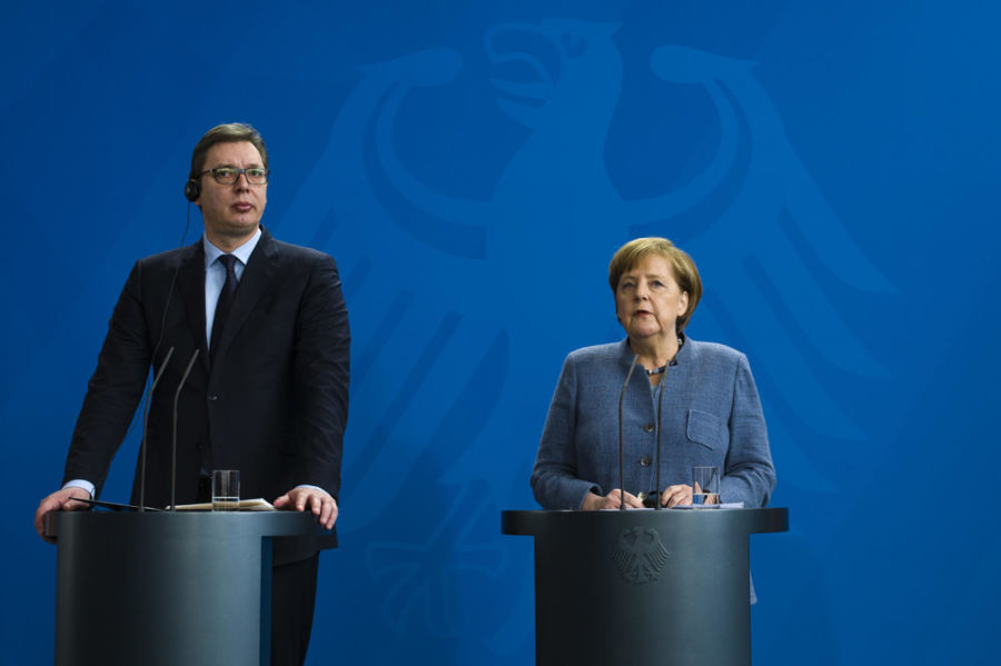 1418921_vucic-merkel-foto-ap-1_ls