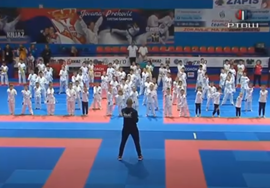 FireShot Capture 1664 - RTV Šumadija - Održan Internacionalni karate turnir _Aranđelovac OPE_ - www.youtube.com